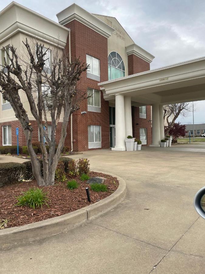 The Arc Hotel Fort Smith Εξωτερικό φωτογραφία